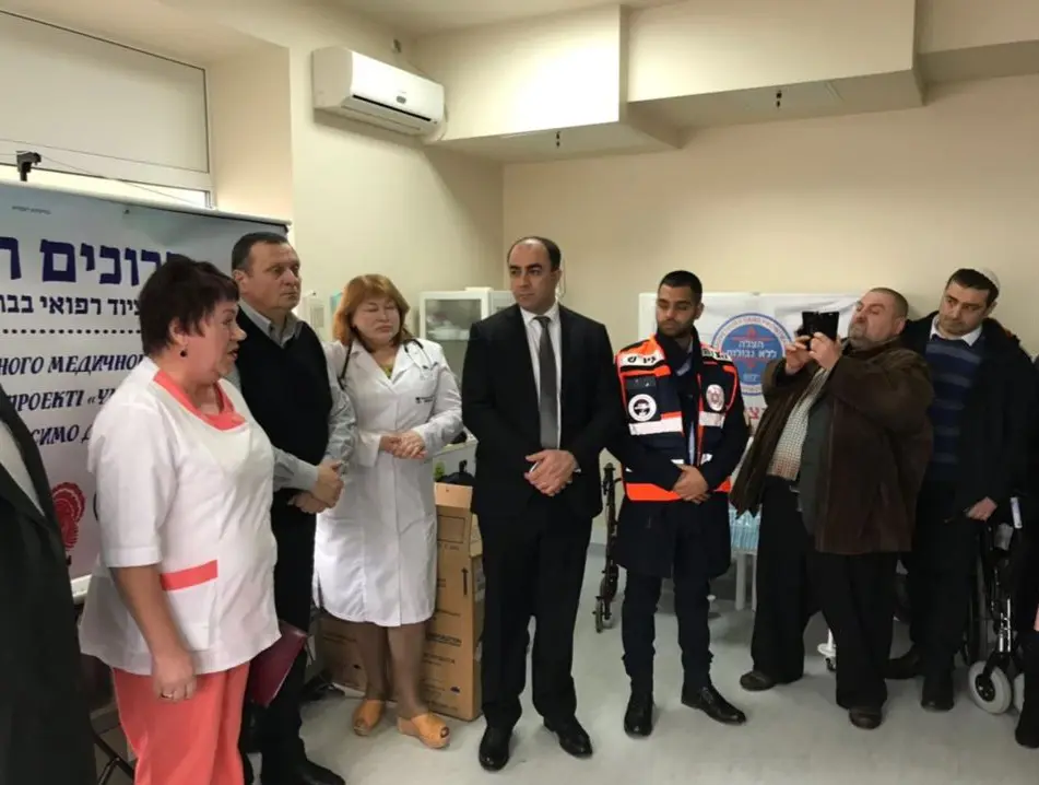 Партнерство для відновлення громад